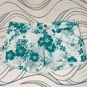 Fun jean shorts super cute